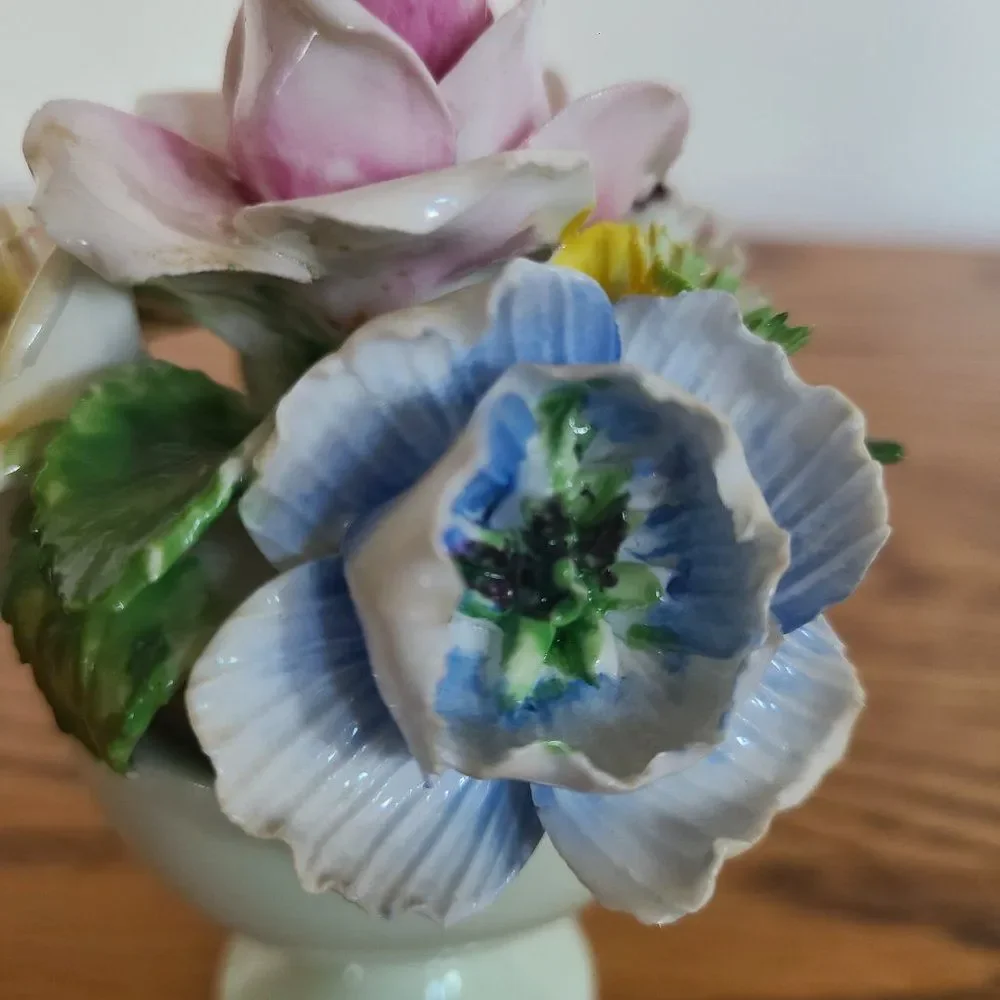 Vintage Radnor Bone China Mini Floral Bouquet Basket Vase Capodimonte Porcelain